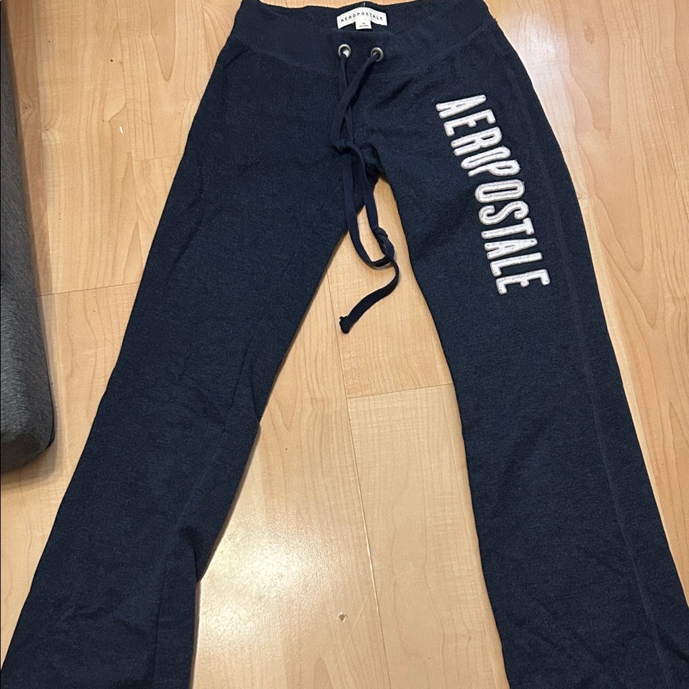 Aeropostale Fit and flare navy blue sweats